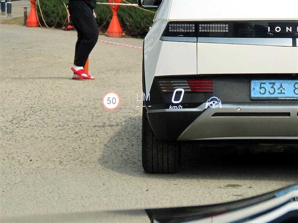 Mercedes Benz GLC Class - Vista 10