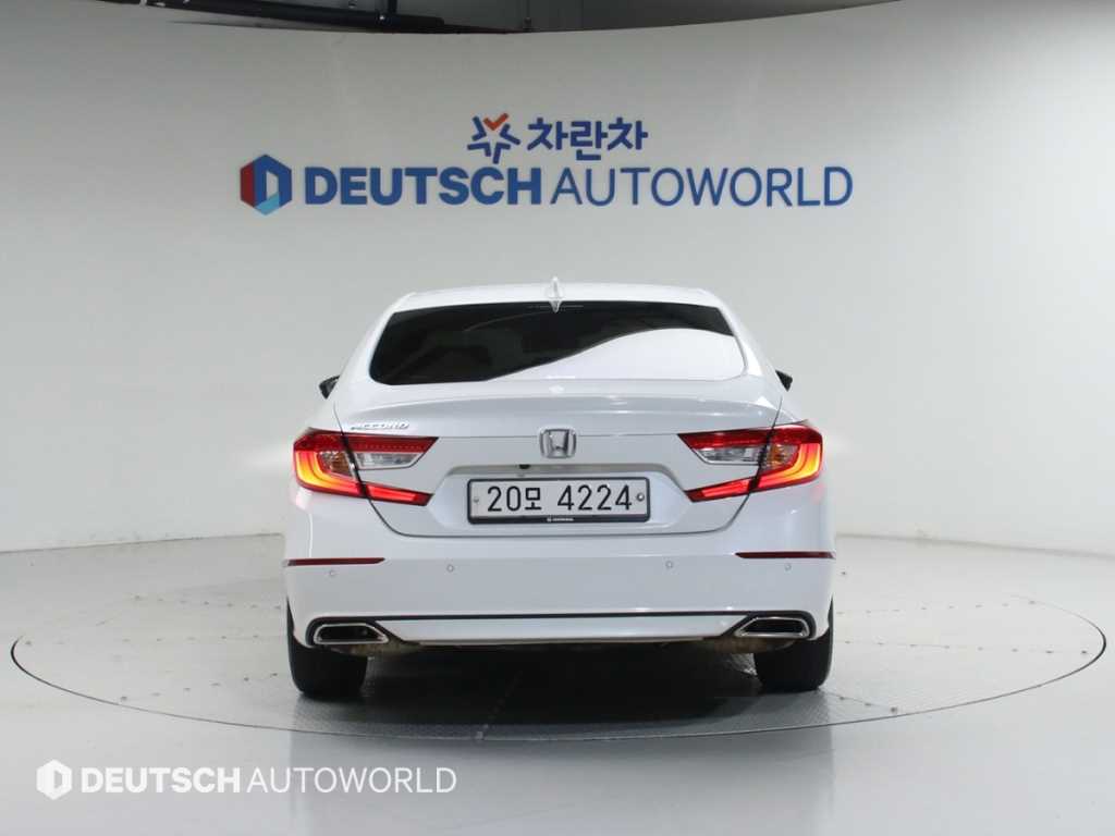 Honda Accord - Vista 4