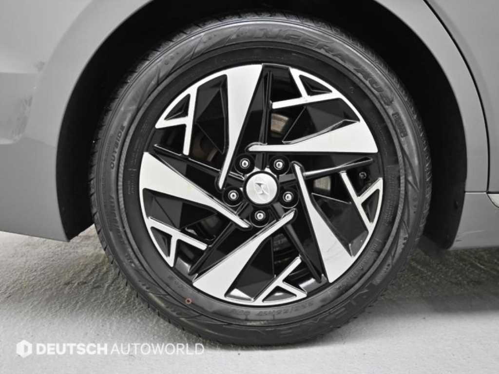 HYUNDAI Grandeur - Vista 5