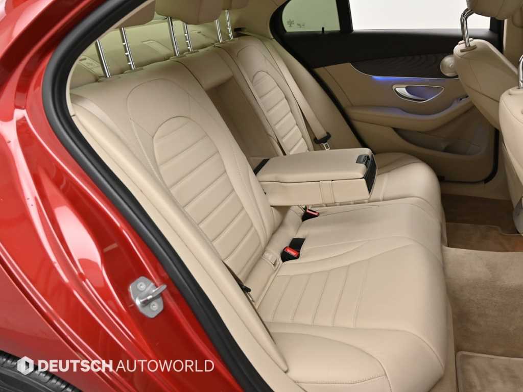 Mercedes Benz C Class - Vista 11