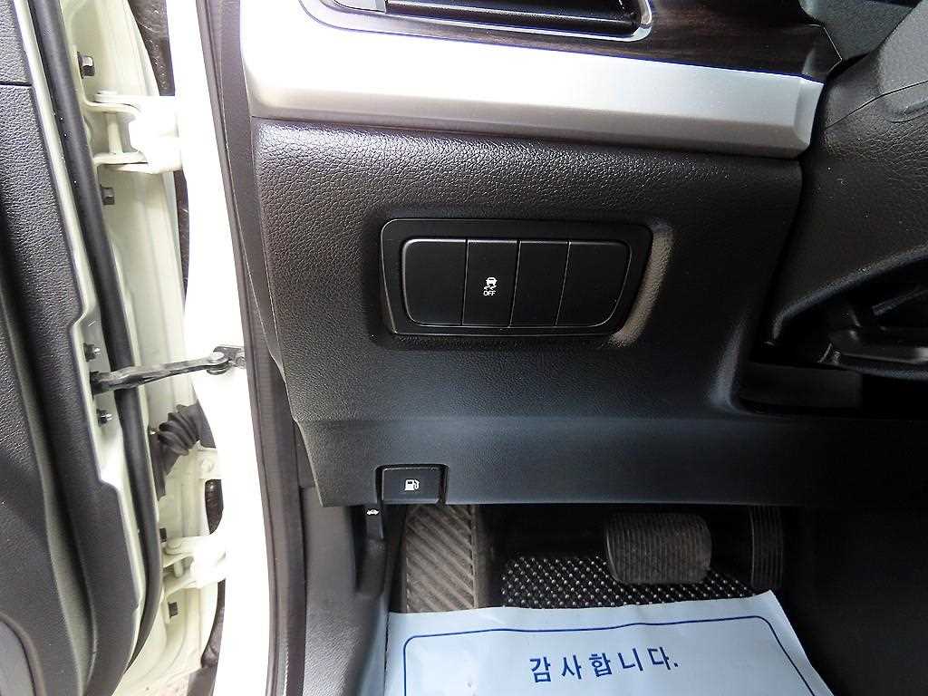 Ssangyong Korando - Vista 12