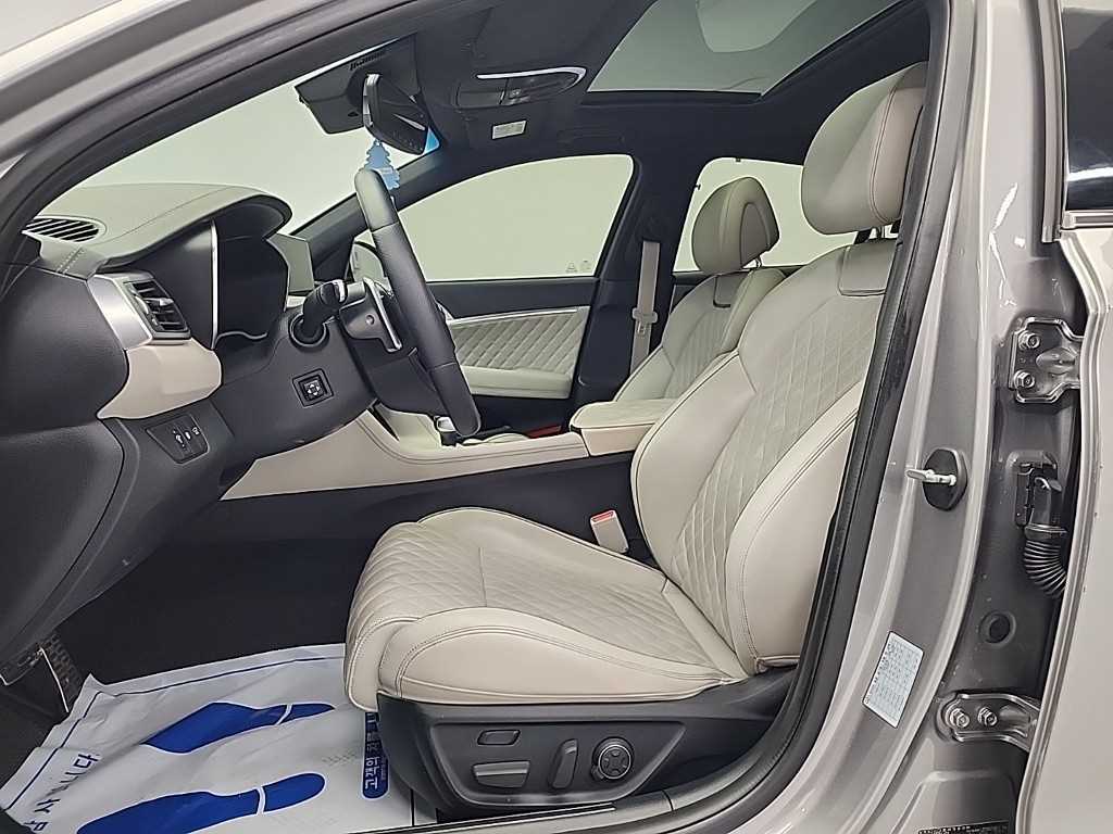 Genesis G70 - Vista 11