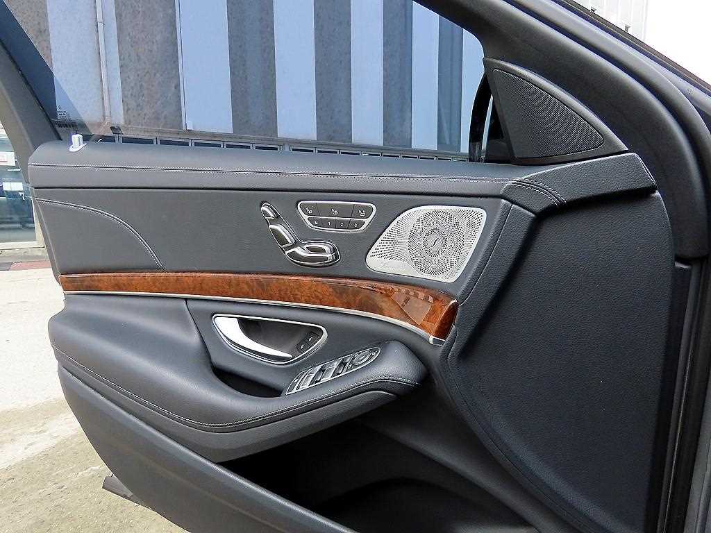 Mercedes Benz S Class - Vista 11