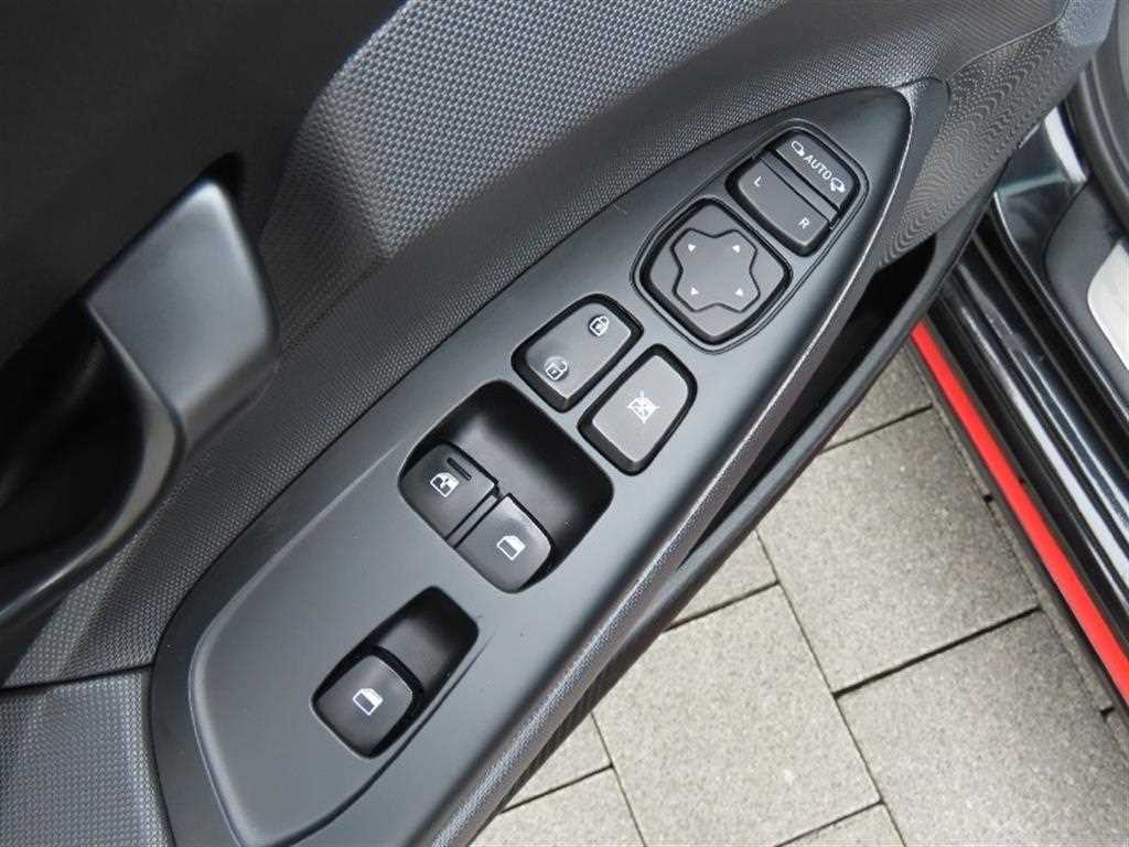 HYUNDAI Veloster - Vista 12