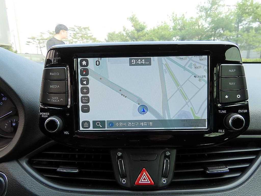 HYUNDAI i30 2017 Blanco - Importación desde Corea - HF Imports Iquique - Foto 14