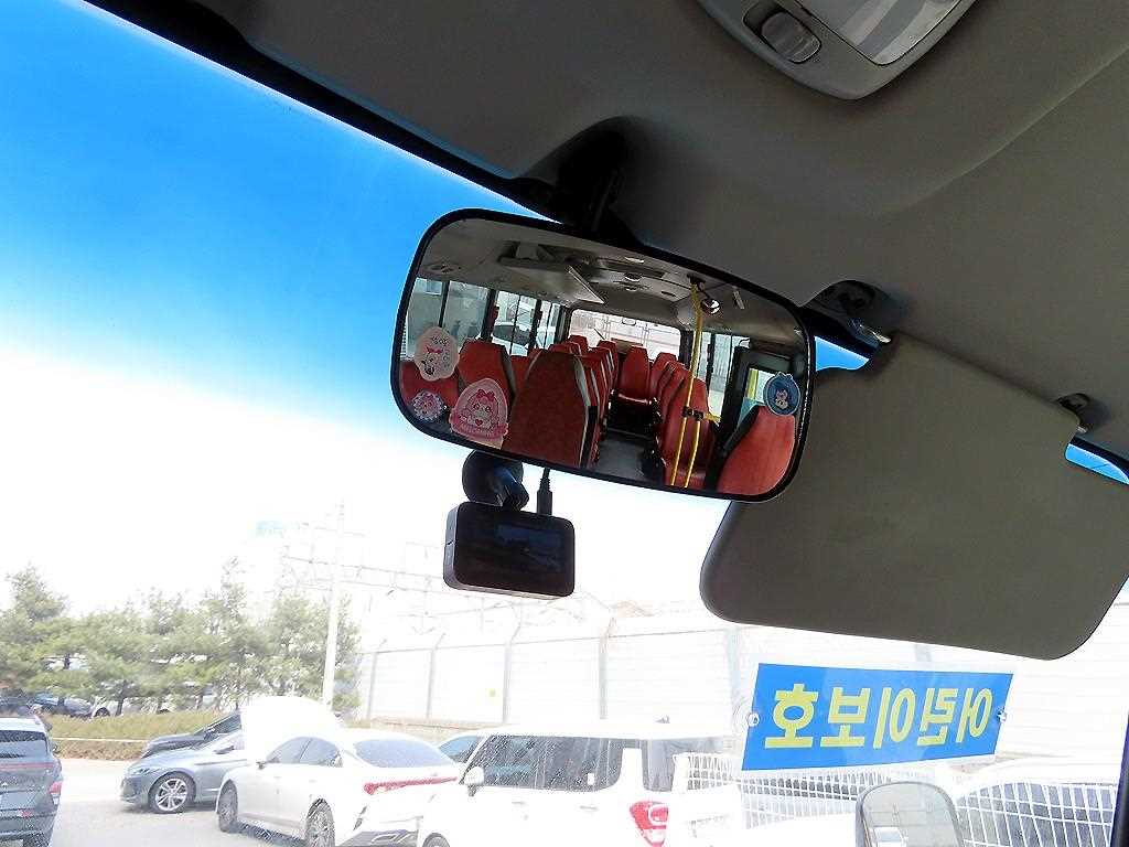 medium and large bus Hyundai bus 2013 Amarillo - Importación desde Corea - HF Imports Iquique - Foto 17