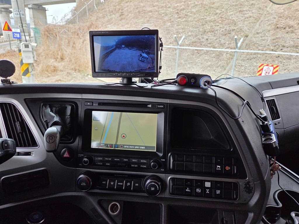 medium and large cargo truck 2018 Blanco - Importación desde Corea - HF Imports Iquique - Foto 15