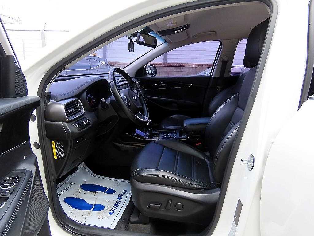 KIA Sorento - Vista 5