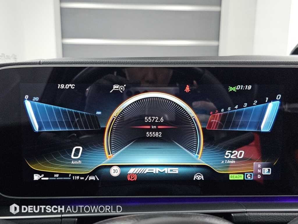 Mercedes Benz GLE Class - Vista 8