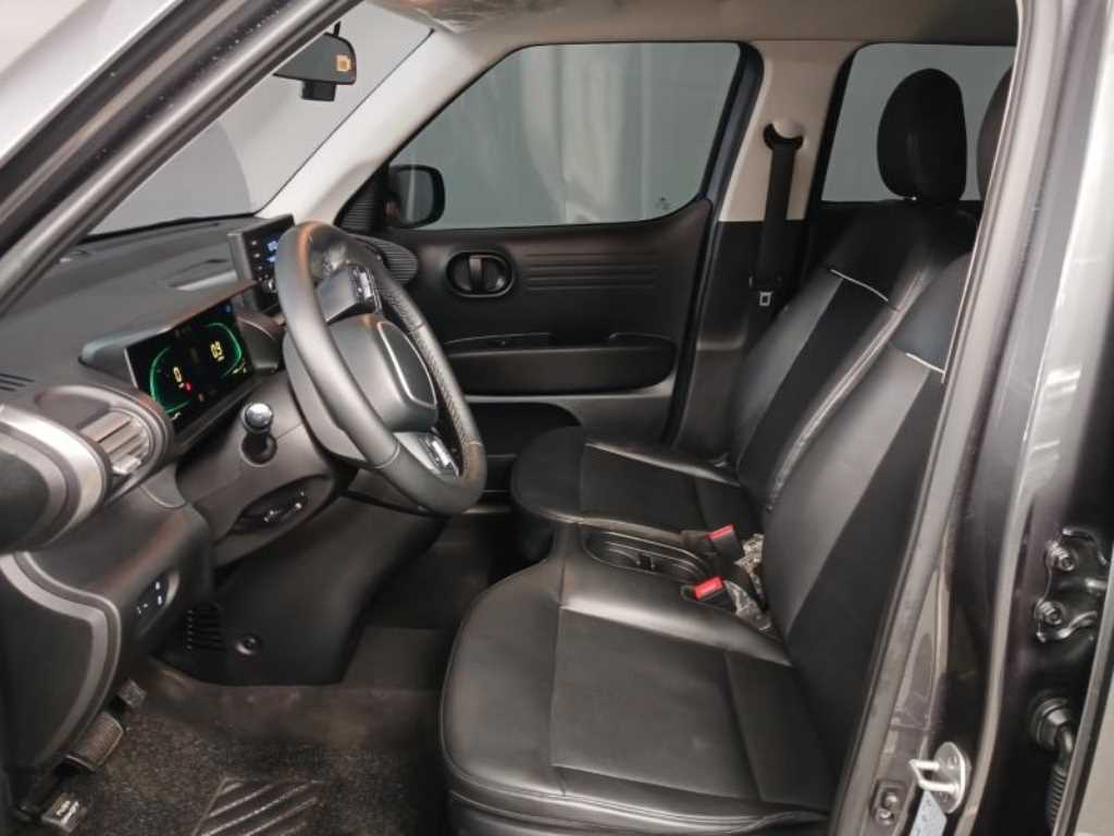 HYUNDAI Casper - Vista 7