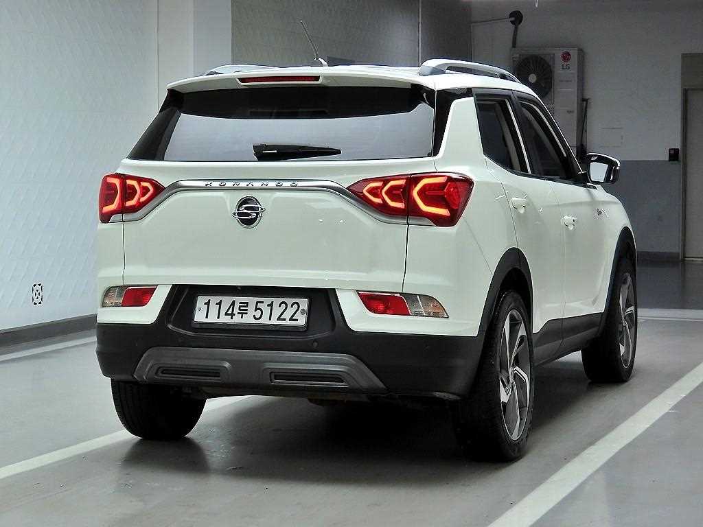 Ssangyong Korando - Vista 4