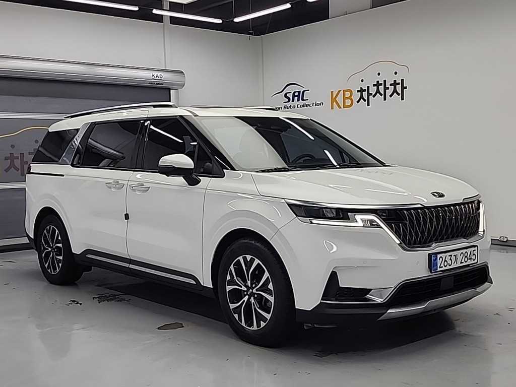 KIA Carnival - Vista 4