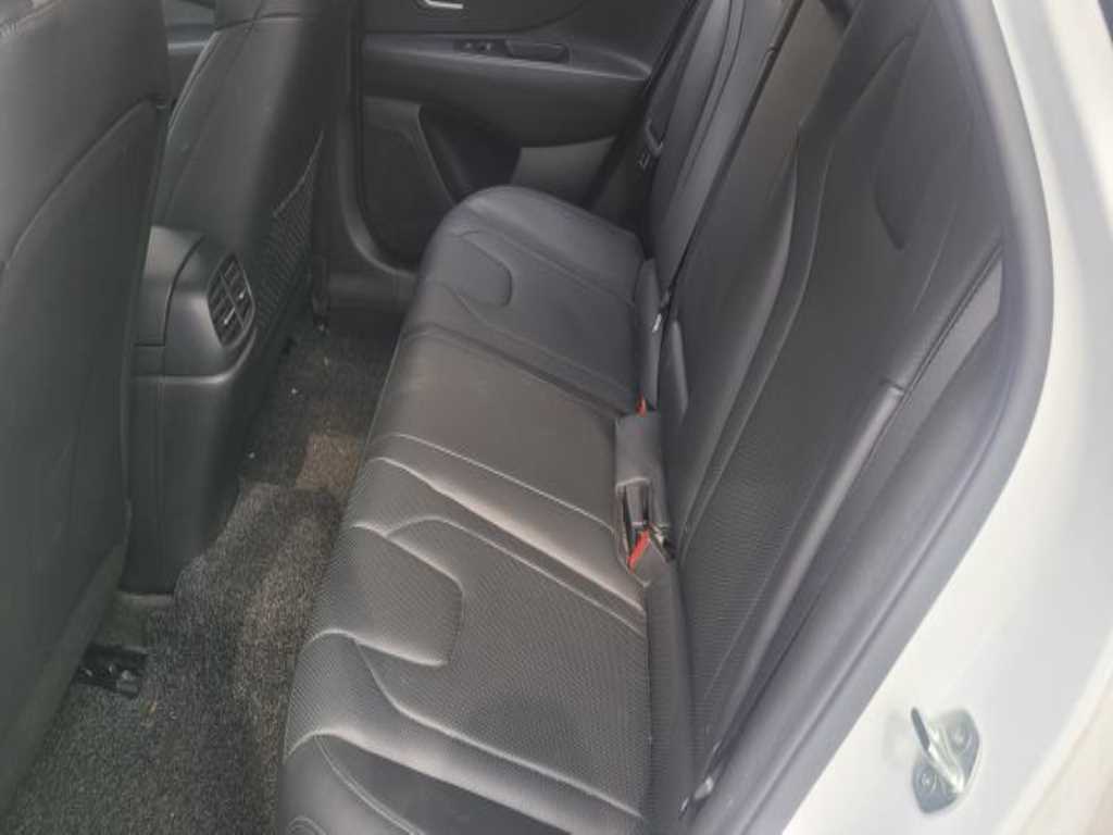 HYUNDAI Avante - Vista 8