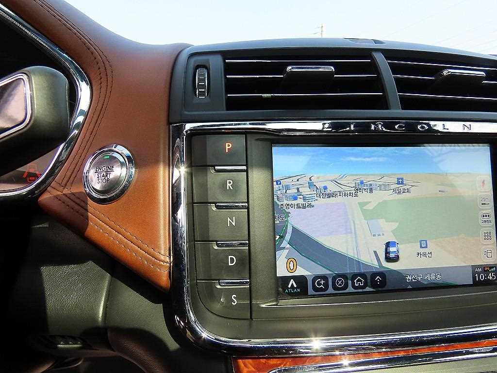 Lincoln Continental - Vista 10