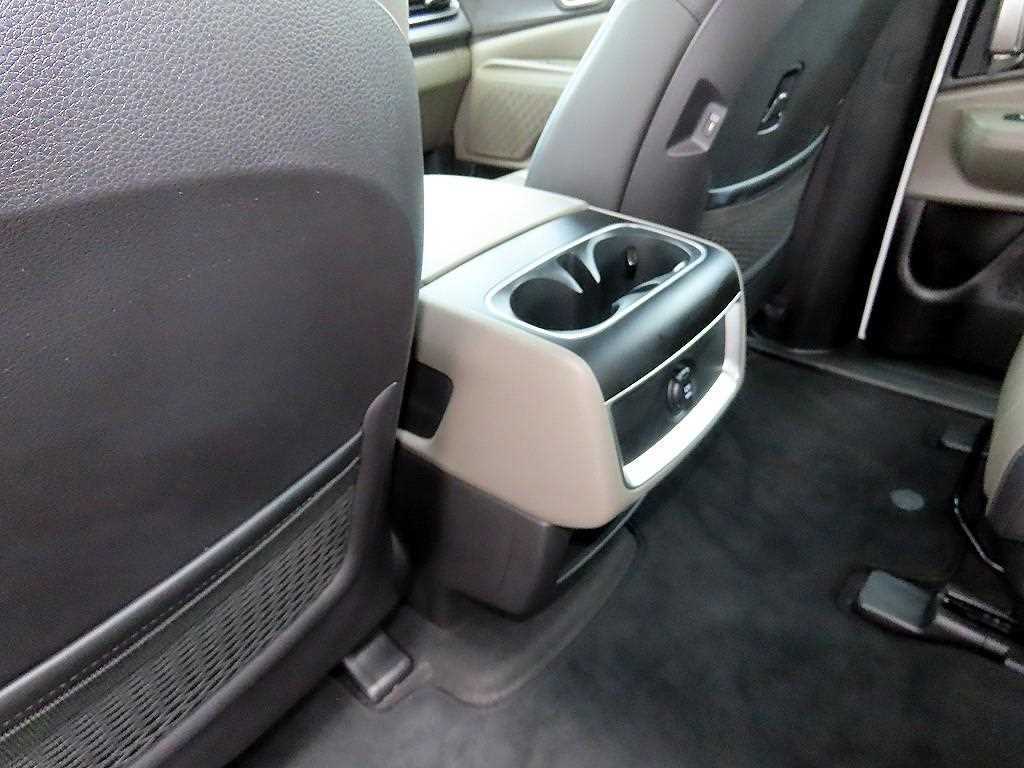 KIA Carnival 2024 Blanco - Importación desde Corea - HF Imports Iquique - Foto 18