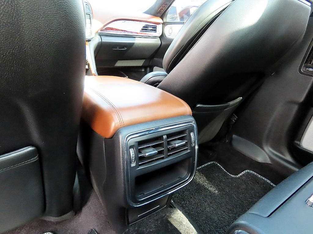 Lincoln Continental 2017 Negro - Importación desde Corea - HF Imports Iquique - Foto 15