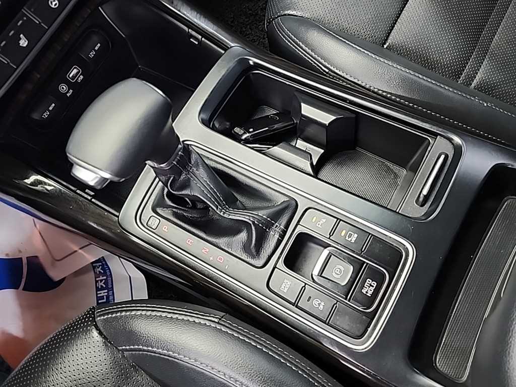 KIA Sorento - Vista 8