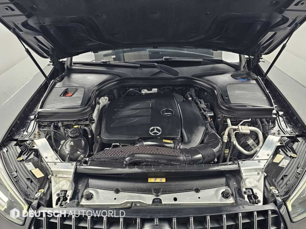 Mercedes Benz GLC Class - Vista 6