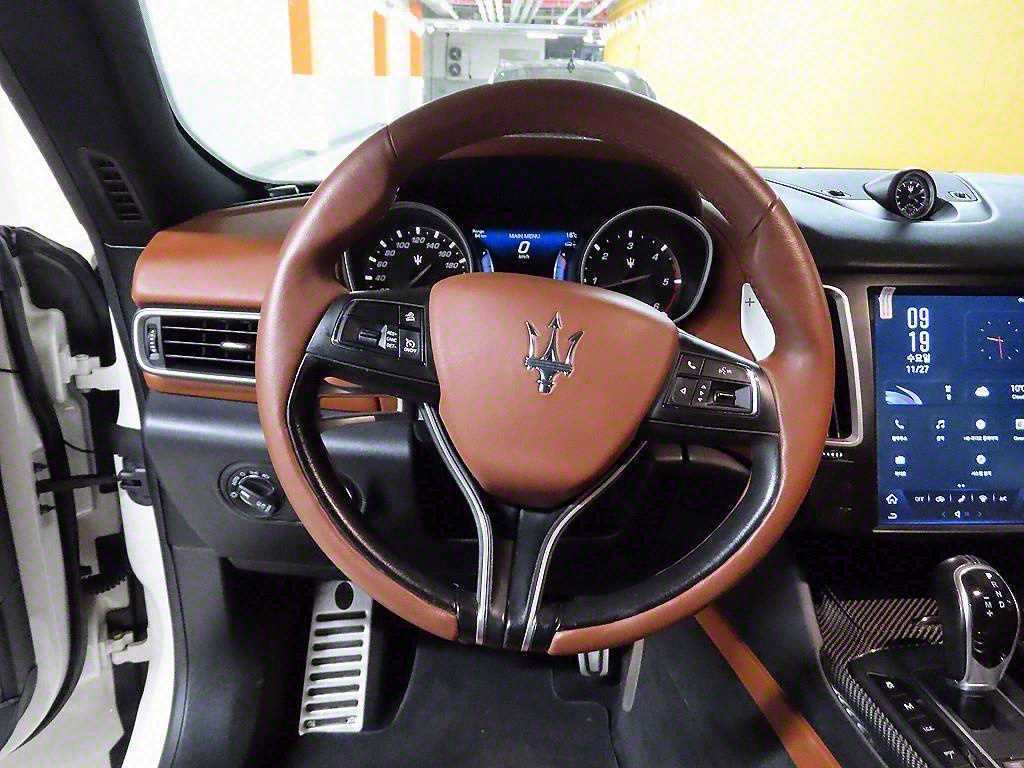 Maserati Levante - Vista 7
