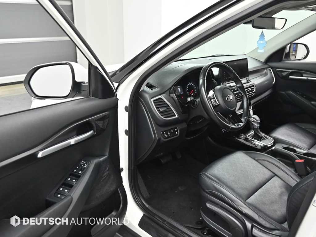 KIA Seltos - Vista 11