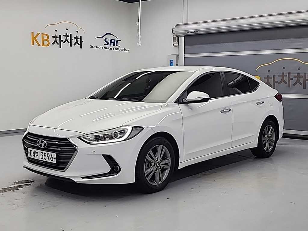HYUNDAI Avante 2018 Blanco - Importación desde Corea - HF Imports Iquique - Foto 1
