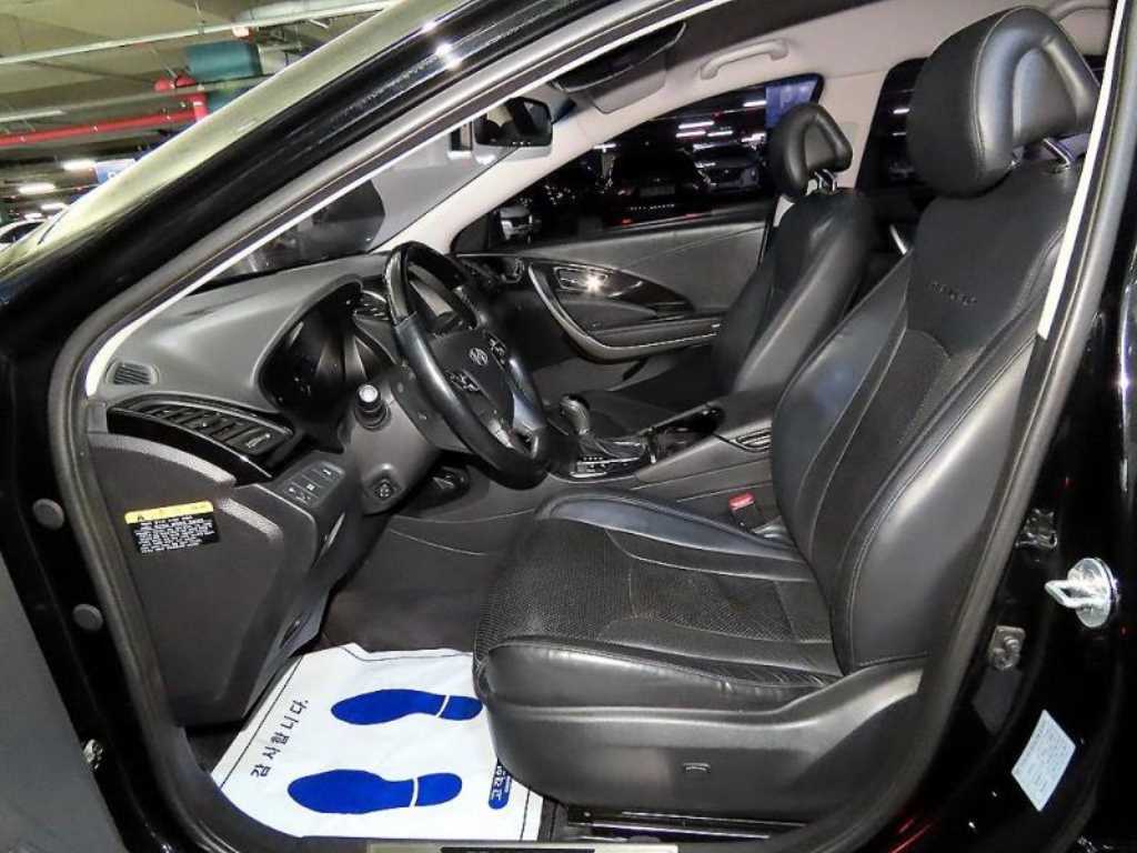 HYUNDAI Grandeur - Vista 6