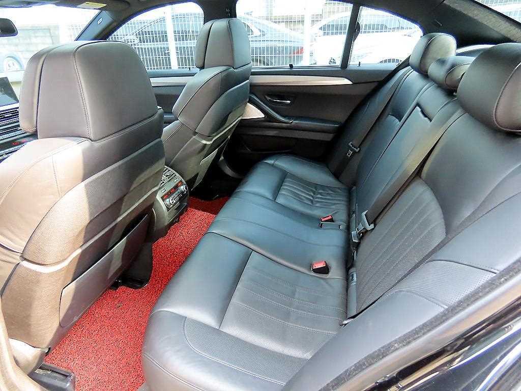 BMW 5 Series - Vista 6