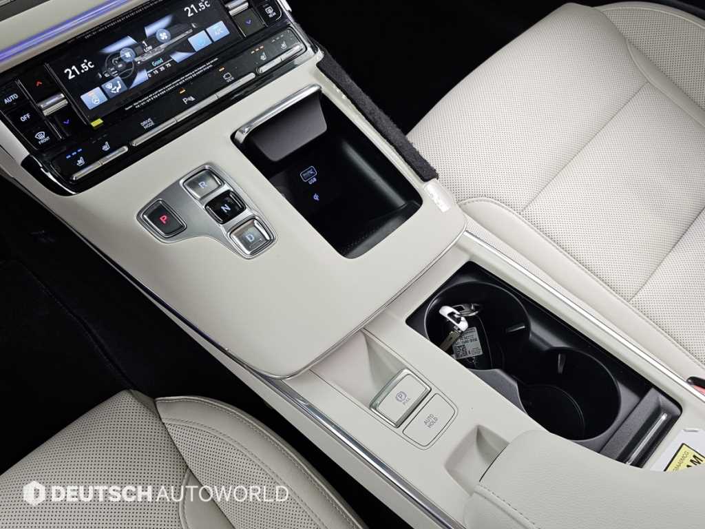 HYUNDAI Grandeur - Vista 9