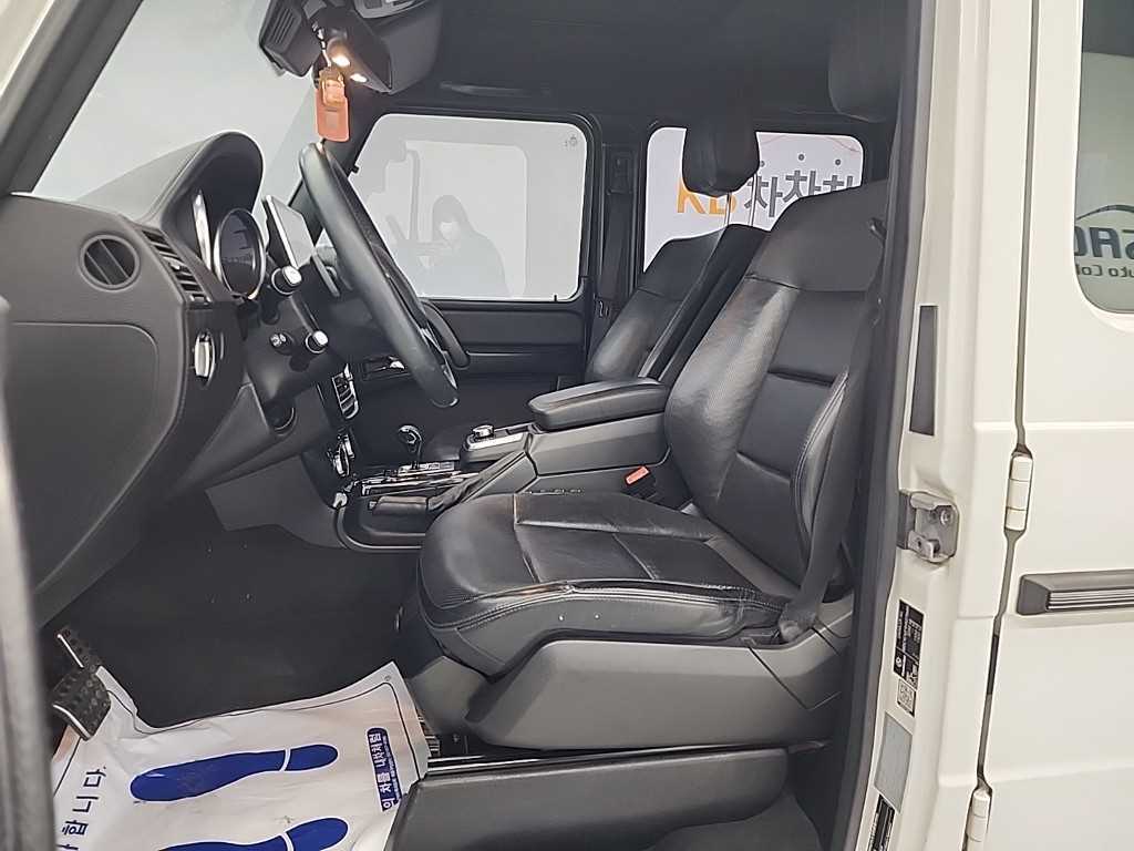 Mercedes Benz G Class (G Wagen) - Vista 11