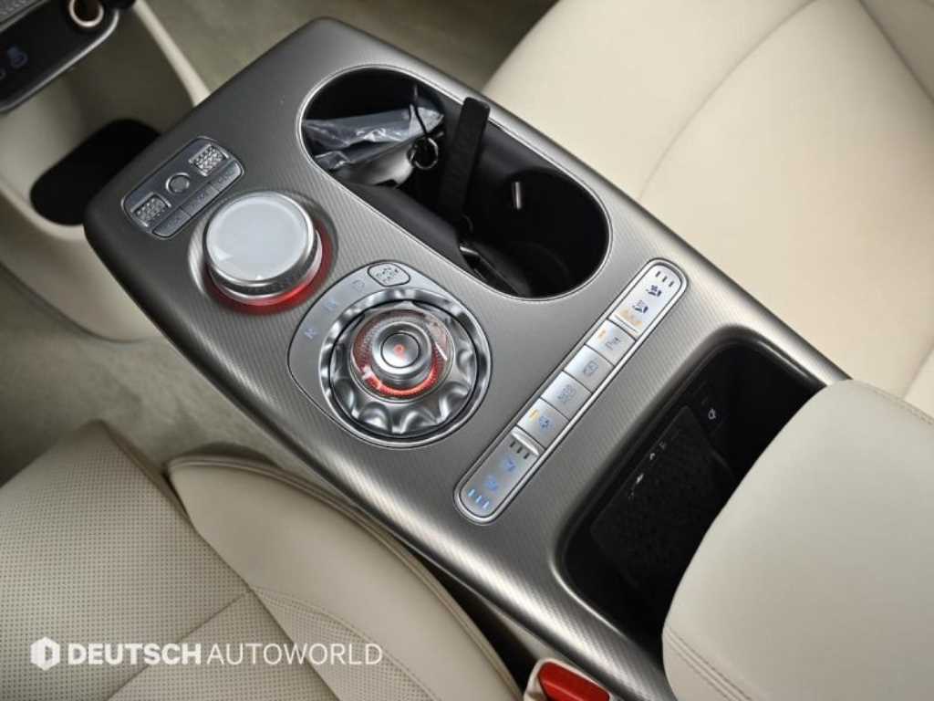 Genesis GV60 - Vista 9