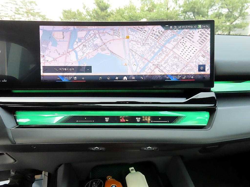 BMW 5 Series 2025 Negro - Importación desde Corea - HF Imports Iquique - Foto 13