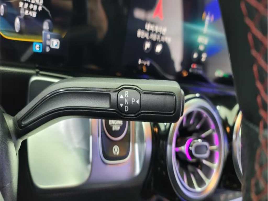 Mercedes Benz GLB Class - Vista 11