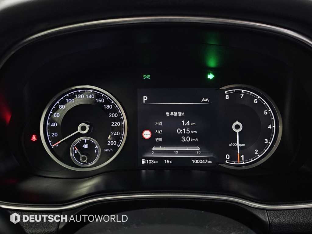 Genesis GV80 - Vista 8