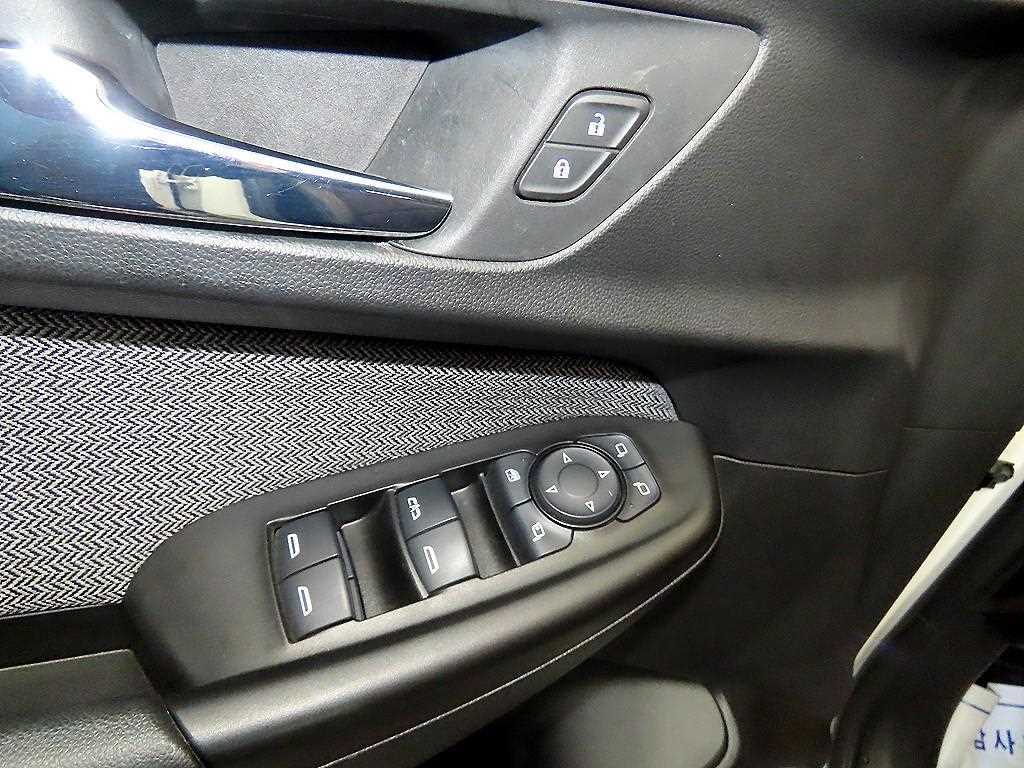 Chevrolet Trail Blazer 2022 Blanco - Importación desde Corea - HF Imports Iquique - Foto 13