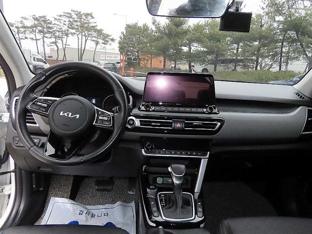 KIA Seltos - Vista 7