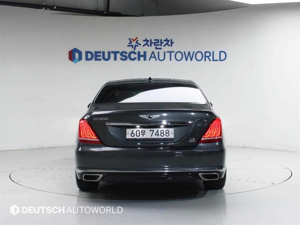 Genesis EQ900 - Vista 4