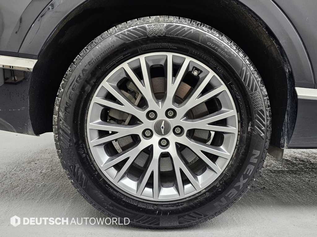 Genesis GV80 - Vista 5