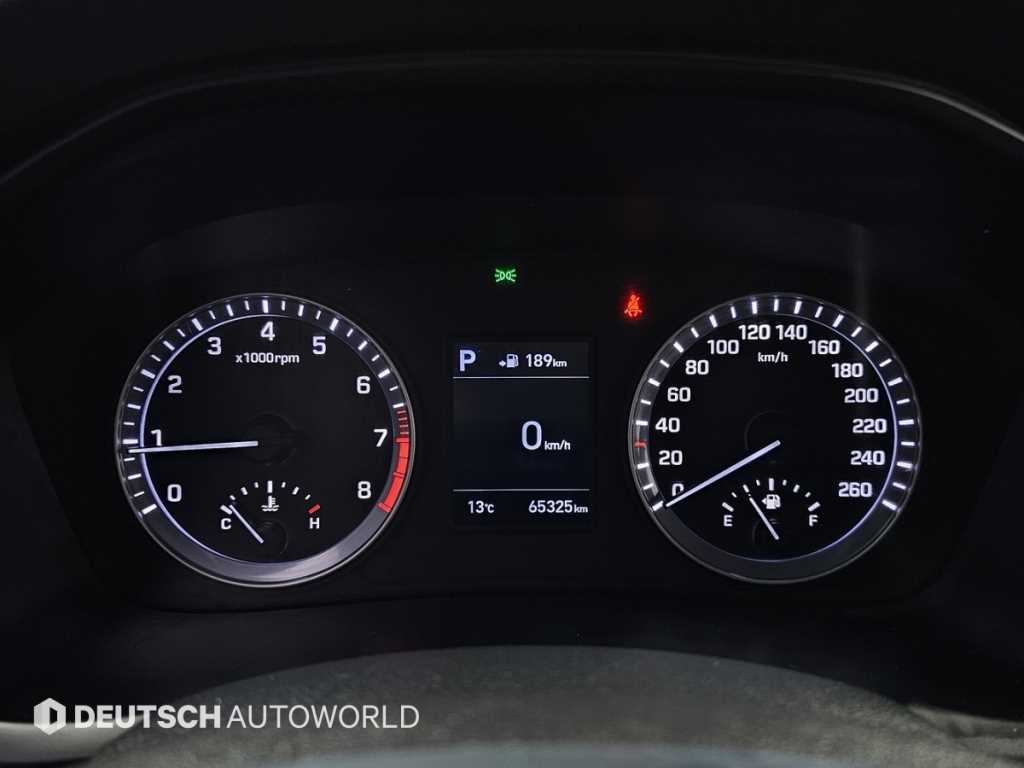 HYUNDAI Sonata - Vista 8