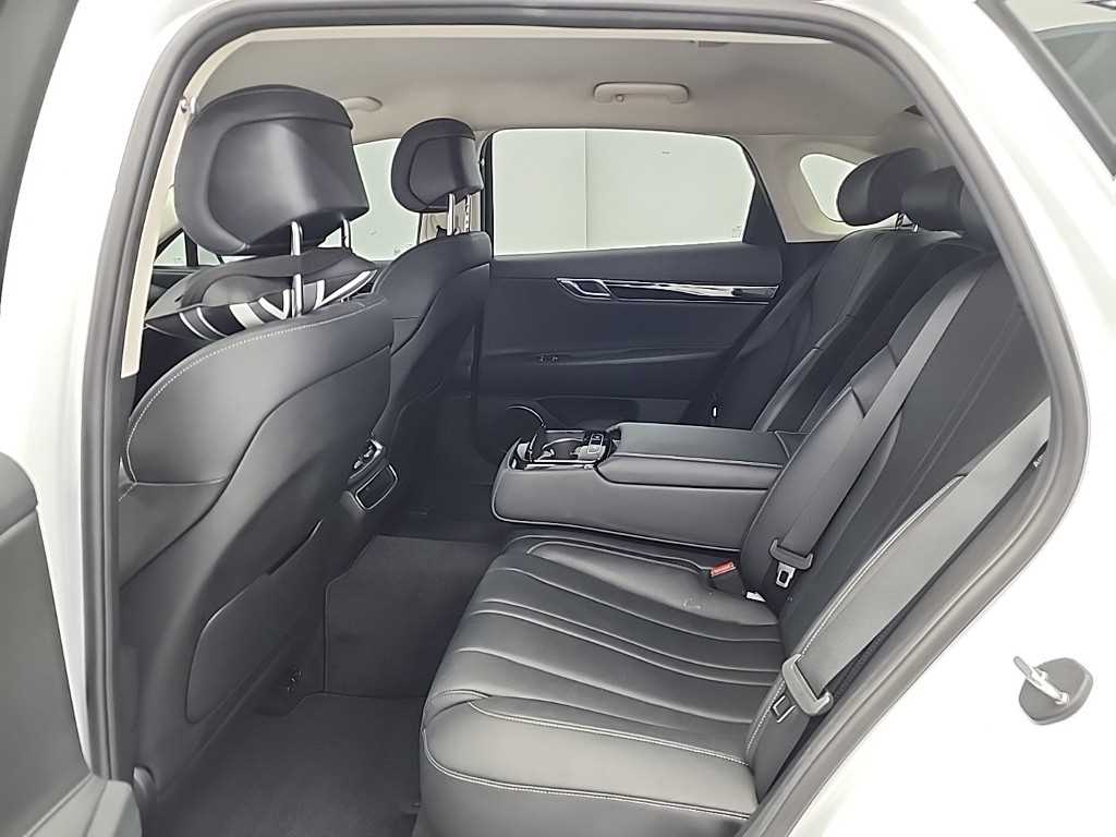 Genesis G80 - Vista 12