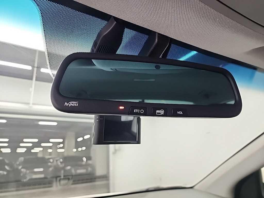 HYUNDAI Avante 2018 Blanco - Importación desde Corea - HF Imports Iquique - Foto 15