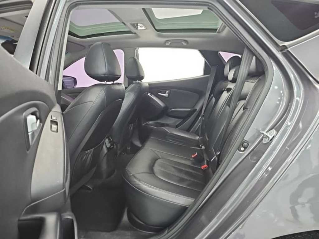 HYUNDAI Tucson 2015 Gris - Importación desde Corea - HF Imports Iquique - Foto 19