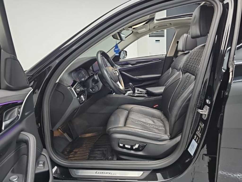 BMW 5 Series 2021 Negro - Importación desde Corea - HF Imports Iquique - Foto 18