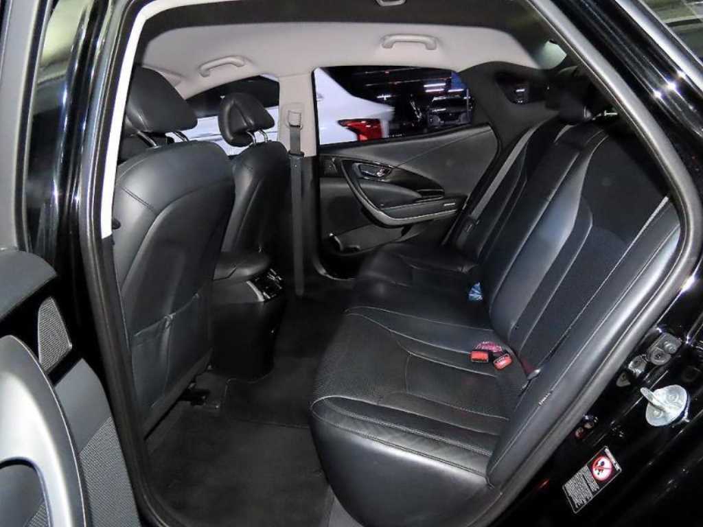 HYUNDAI Grandeur - Vista 7