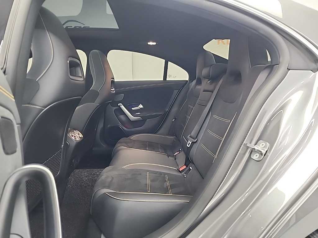 Mercedes Benz CLA Class - Vista 12