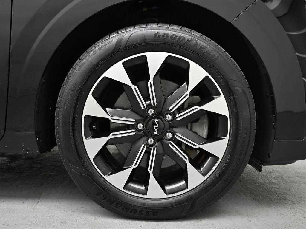 KIA Carnival - Vista 5