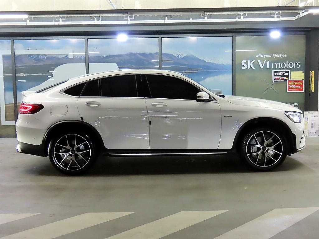 Mercedes Benz GLC Class - Vista 3