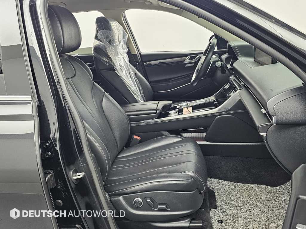 Genesis GV80 - Vista 10