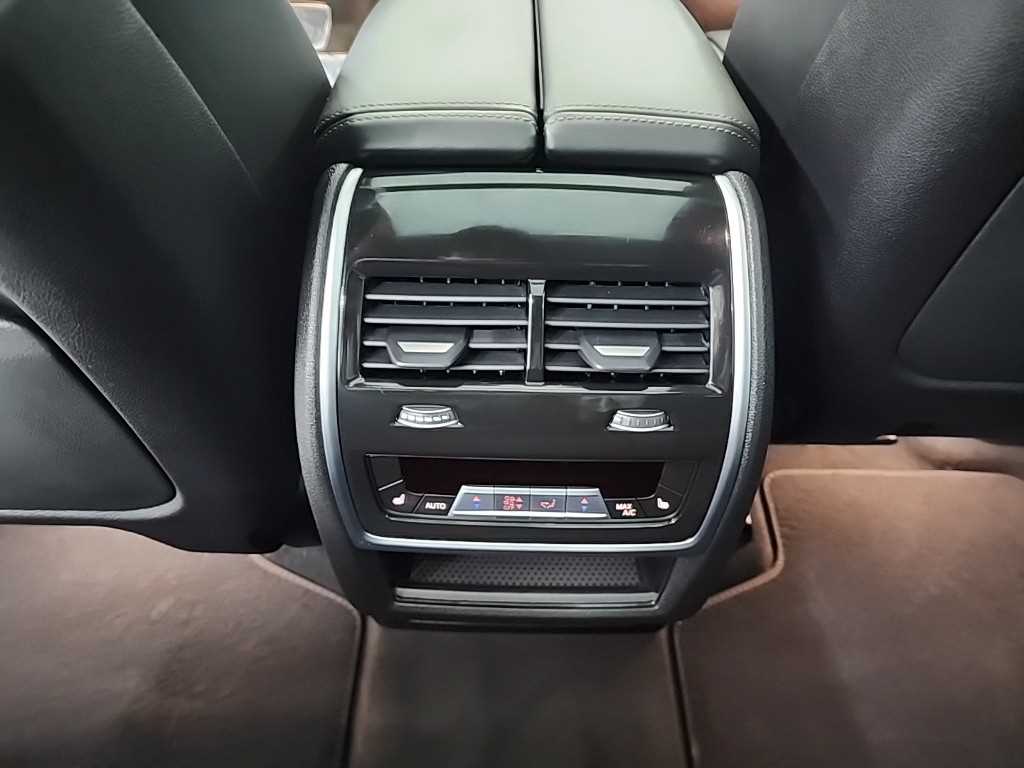 BMW X7 2024 - Importación desde Corea - HF Imports Iquique - Foto 13