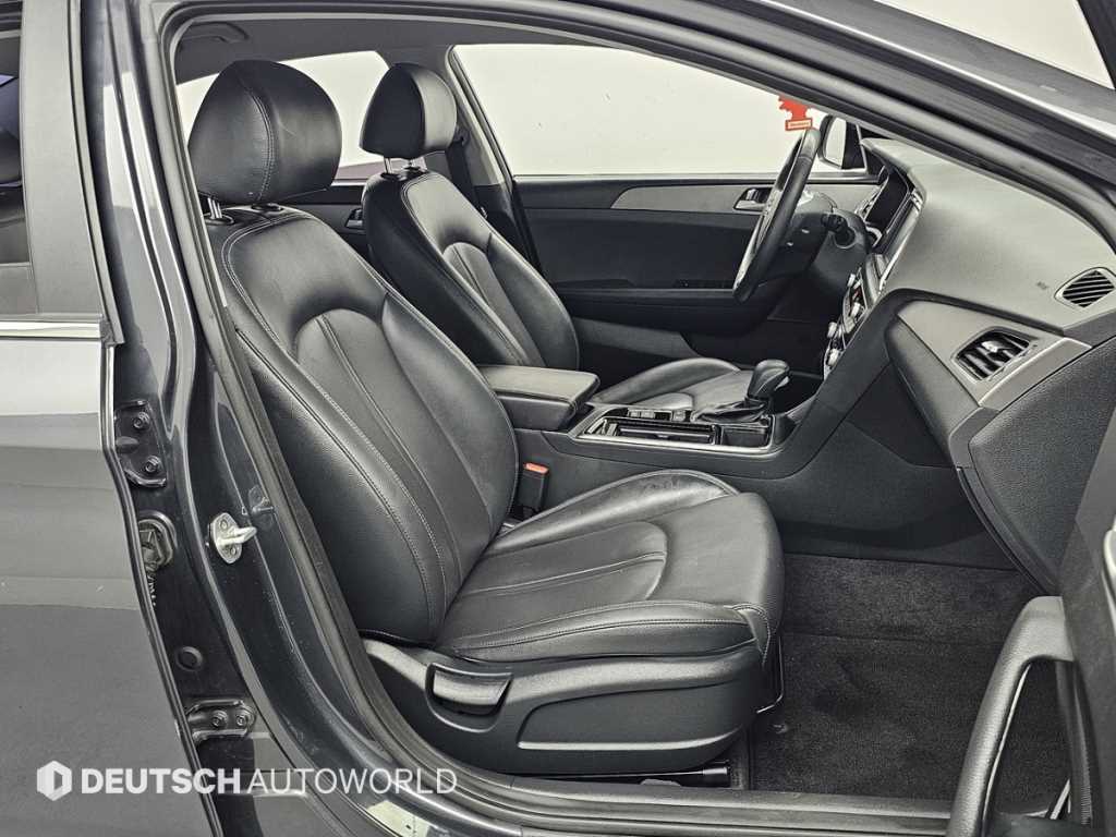 HYUNDAI Sonata - Vista 10