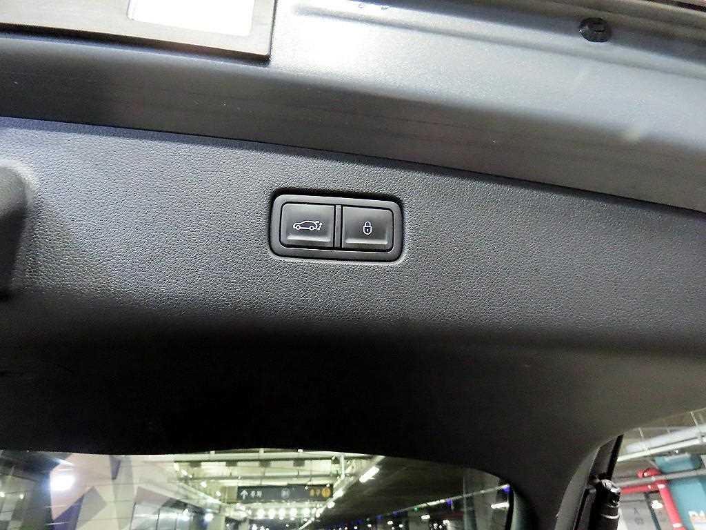 Genesis GV70 2022 Gris - Importación desde Corea - HF Imports Iquique - Foto 15